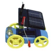 Vehicul actionat cu energie solara, model functional